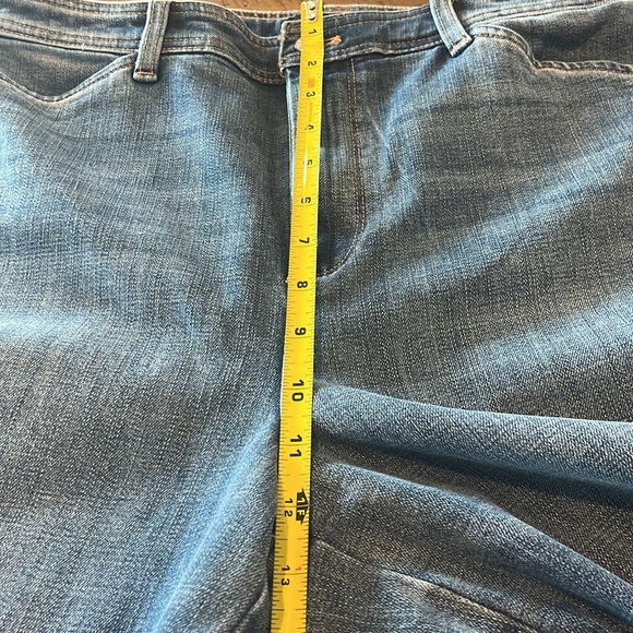 Talbots high rise wide leg crop Jean size 10 - Picture 8 of 9